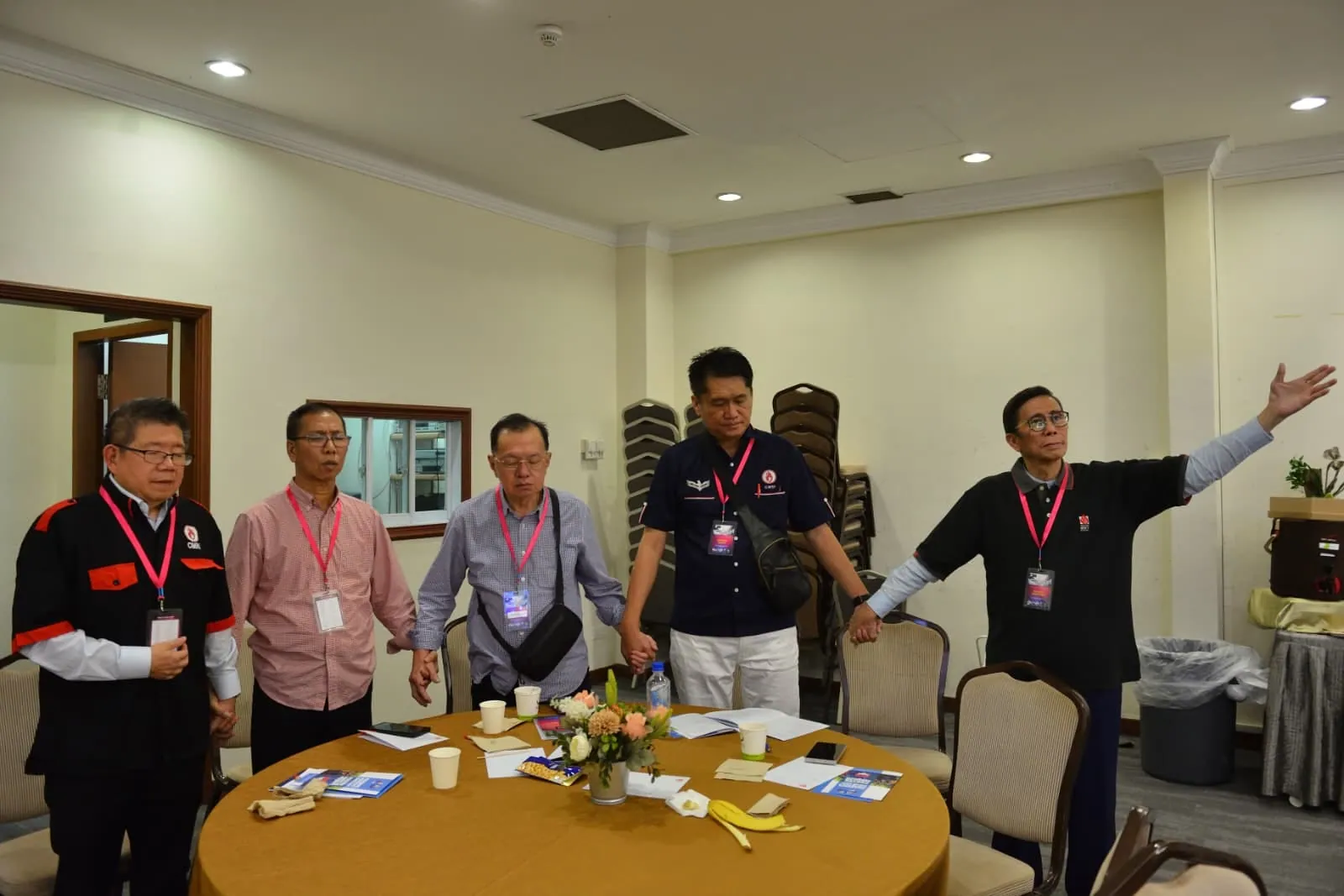 Worship around the table