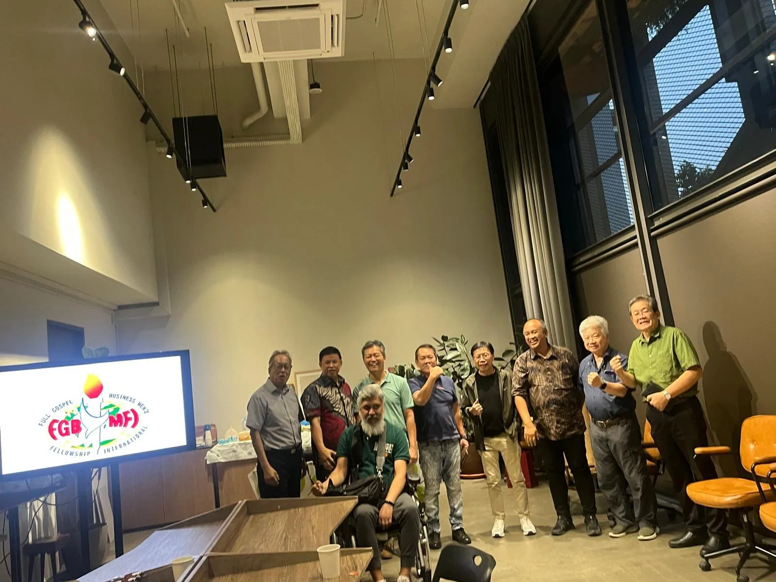 Members of FGBMFI Singapore